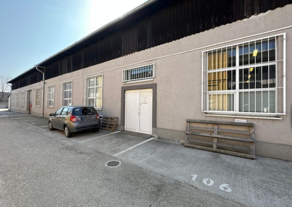 Vykurovaný sklad na prenájom - 145 m2, Račianska ul.