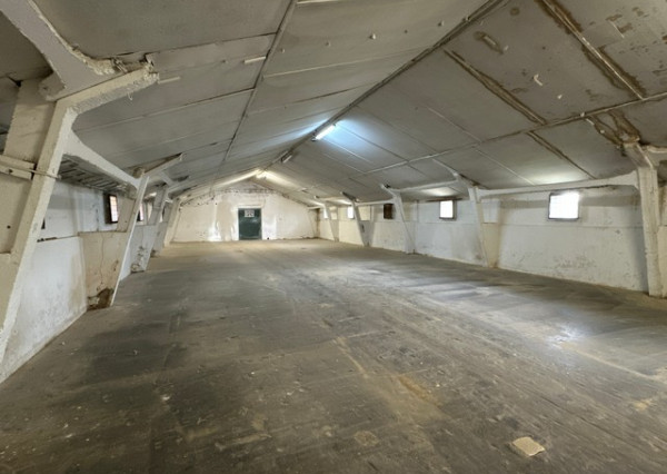 Skladovo-výrobný priestor na prenájom - 440 m2, Poľovnícka ul.