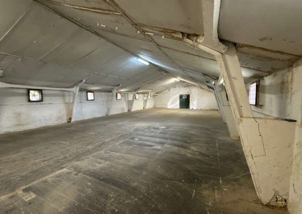 Skladovo-výrobný priestor na prenájom - 440 m2, Poľovnícka ul.