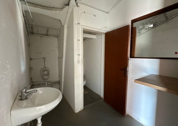 Skladovo-výrobný priestor na prenájom - 440 m2, Poľovnícka ul.