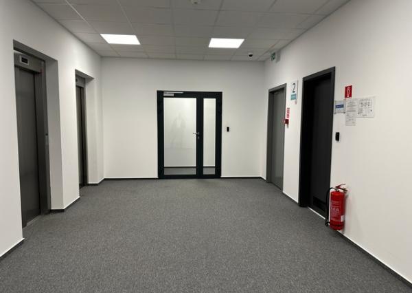 Priestory na rôzne využitie na prenájom - 258 m2, Tomášikova ul.