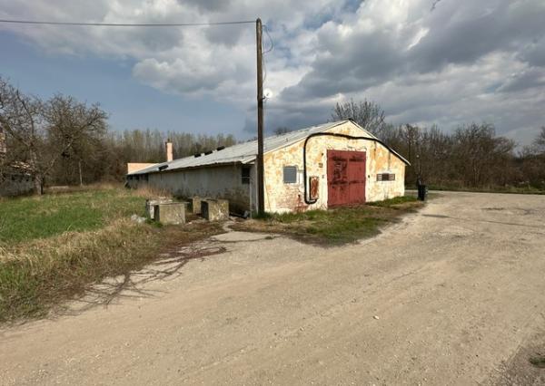 Priestor s administratívnym zázemím na prenájom - 400 m2, Poľovnícka ul.