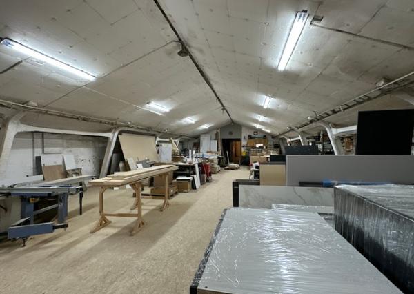 Priestor s administratívnym zázemím na prenájom - 400 m2, Poľovnícka ul.