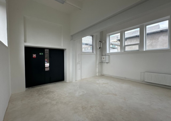 Skladovo prevádzkový priestor na prenájom - 166 m2, Odborárska ul.