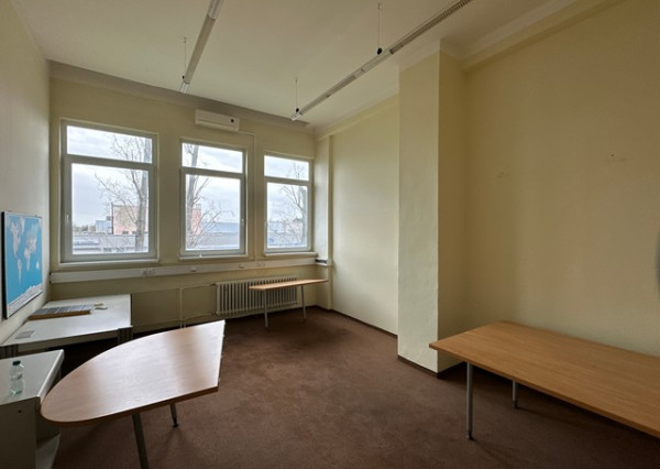 Administratívny celok na prenájom - 475 m2, Bojnická ul.