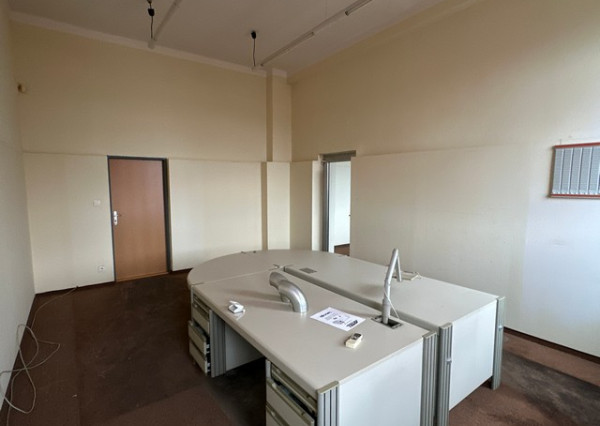 Administratívny celok na prenájom - 475 m2, Bojnická ul.