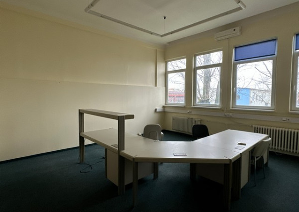 Administratívny celok na prenájom - 475 m2, Bojnická ul.