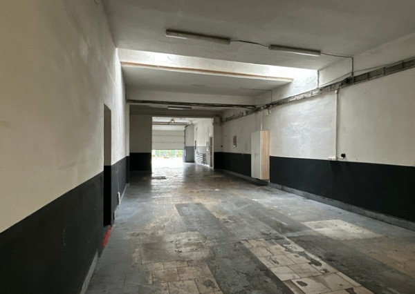 Skladovo-výrobný priestor s priamym vstupom na prenájom - 182 m2, Panónska cesta