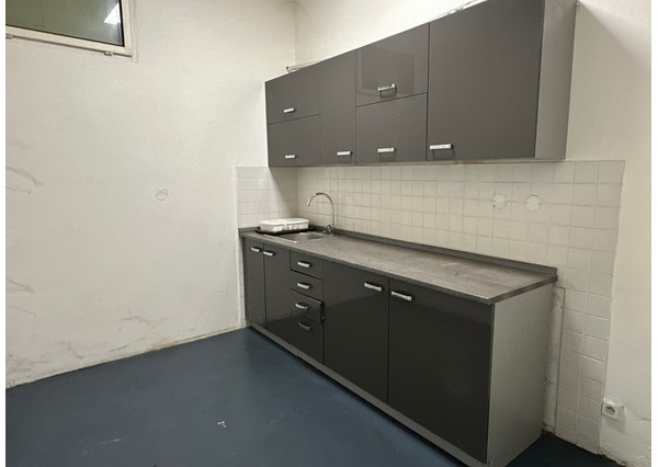 Skladovo-výrobný priestor s priamym vstupom na prenájom - 182 m2, Panónska cesta