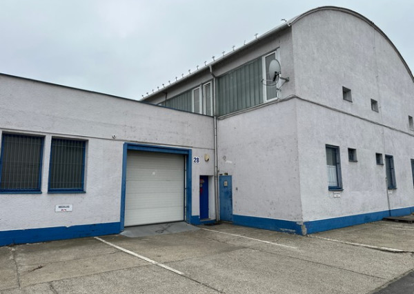 Skladovo-výrobný priestor s priamym vstupom na prenájom - 182 m2, Panónska cesta