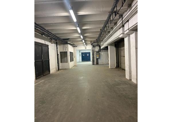 Skladový priestor na prenájom - 361 m2, ul. Na Pántoch