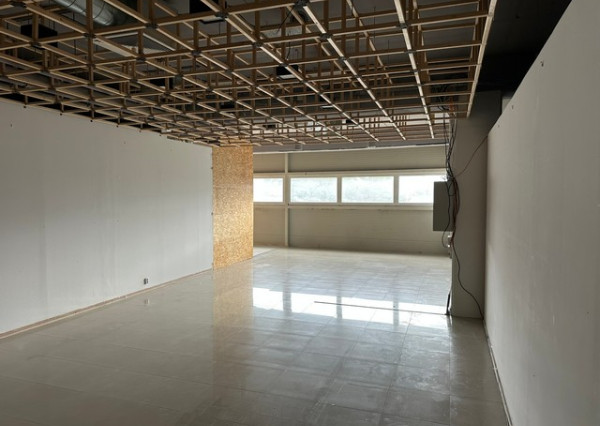 Obchodné priestory so zvýhodneným nájomným na prenájom - od 90 m2, Račianska ul.