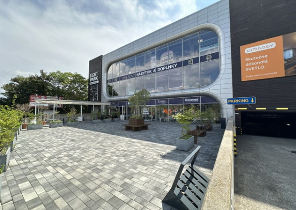 Obchodné priestory so zvýhodneným nájomným na prenájom - od 90 m2, Račianska ul.