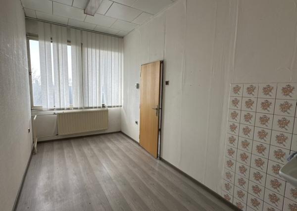 Kancelárie s umývadlom na prenájom - od 13 m2, Nádražná ul.