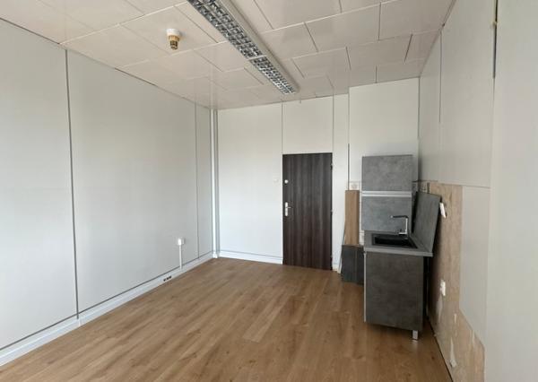 Kancelárie s umývadlom na prenájom - od 13 m2, Nádražná ul.