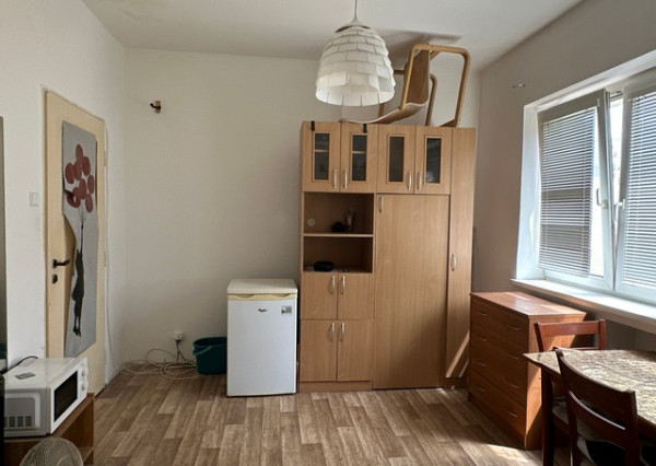 REZERVOVANÉ - Garzónka v centre mesta na prenájom -  24 m2, Mickiewiczova ul.