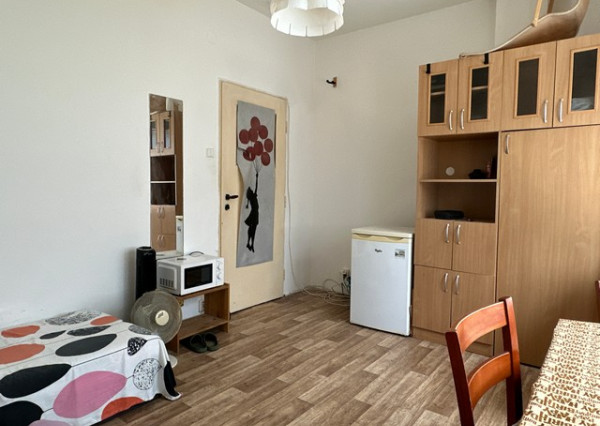 REZERVOVANÉ - Garzónka v centre mesta na prenájom -  24 m2, Mickiewiczova ul.
