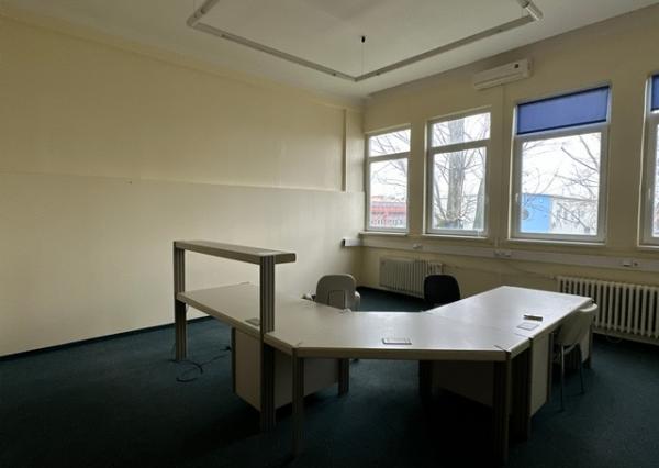 Multifunkčný priestor na prenájom – 475 m², Bojnická ul.