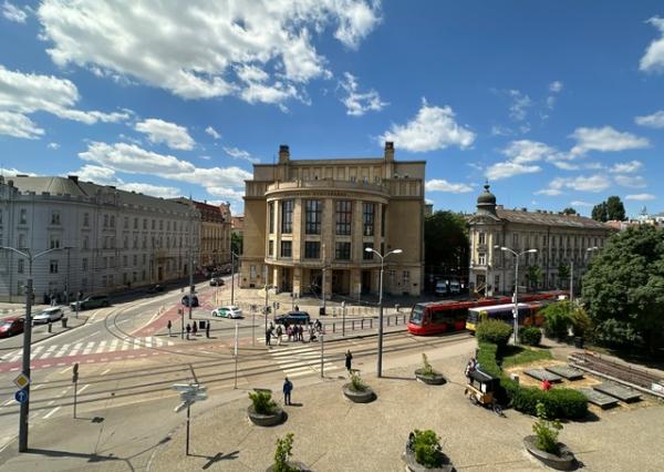 Kancelárske priestory na prenájom - od 103 m², Šafárikovo námestie