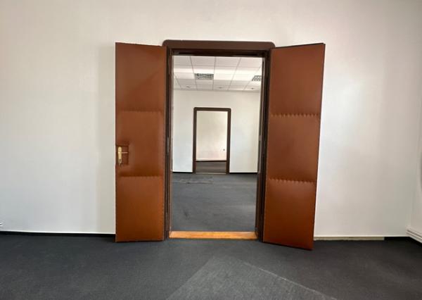 Kancelárske priestory na prenájom - od 103 m², Šafárikovo námestie