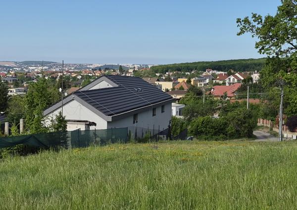 Predám stavebný pozemok - Nitrianske Hrnčiarovce 2671m2
