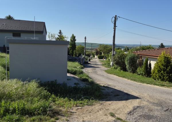 Predám stavebný pozemok - Nitrianske Hrnčiarovce 2671m2