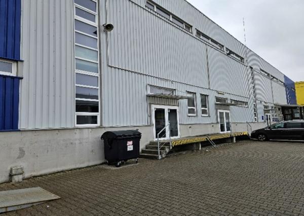 Vykurovaný skladovo-obchodný priestor na prenájom - 270 m2, ul. Stará Vajnorská