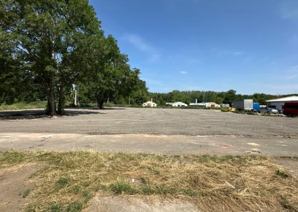 Spevnené komerčné plochy na prenájom - 4.724 m2, Poľovnícka ul.