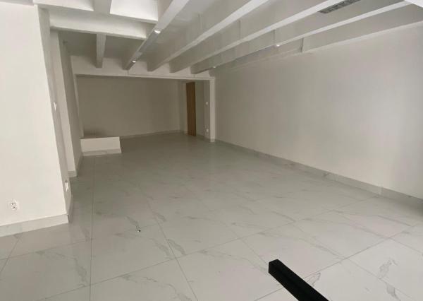 Obchodný priestor v centre mesta na prenájom - 97 m2, Štúrova ul.