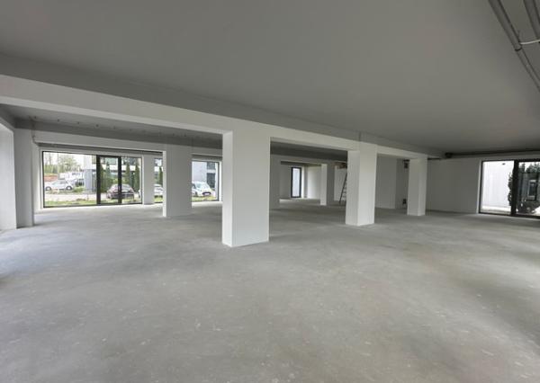 Retailový priestor na prenájom – 170 m², Vlčie Hrdlo