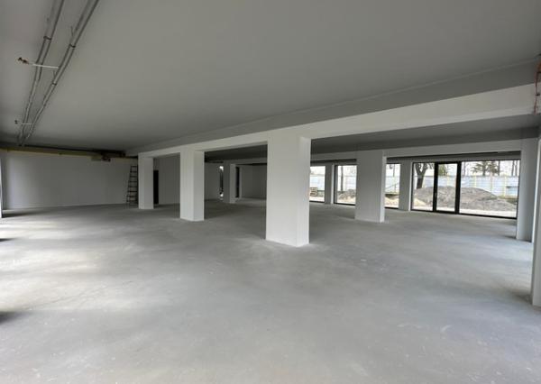 Retailový priestor na prenájom – 170 m², Vlčie Hrdlo