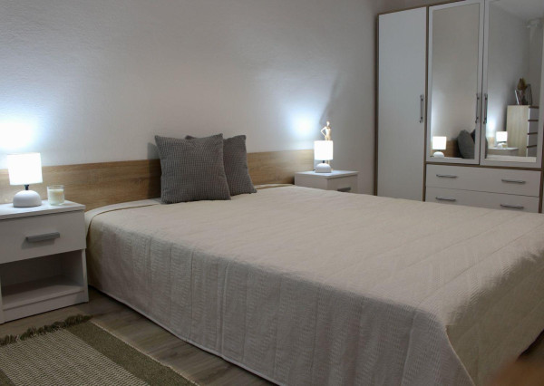 Na prenájom 2-izbový byt s balkónom – centrum Nitry