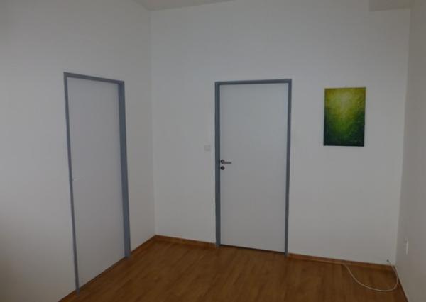 Trojkancelária s parkovacím miestom zdarma - 44,36 m2