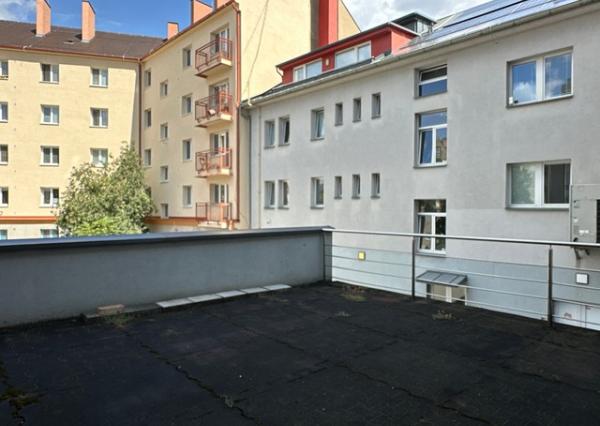 Príjemné administratívne priestory na prenájom - od 16 m2, Miletičova ul.