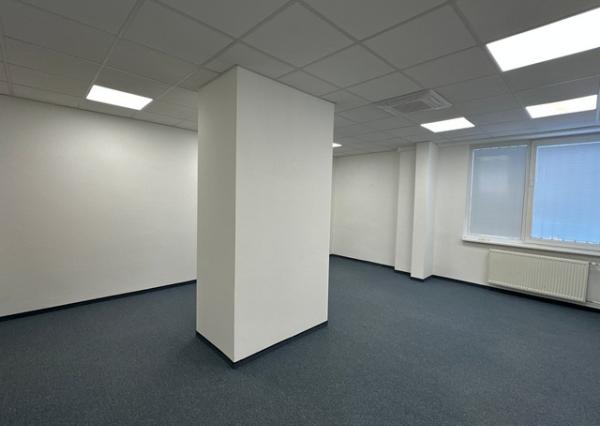 Kancelársky priestor na prenájom – 36 m², Nevädzova ul.