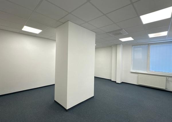 Kancelársky priestor na prenájom – 36 m², Nevädzova ul.