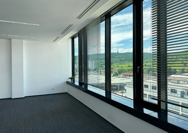 Reprezentatívne kancelárske priestory Reding Tower 2- 141 m2, Račianska ul.