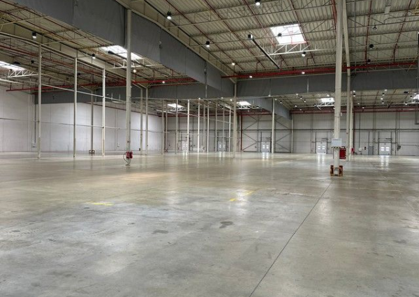 Skladový priestor v Contera Park – 2.000 m2, ul. Na Pántoch