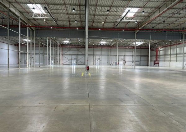 Skladový priestor v Contera Park – 2.000 m2, ul. Na Pántoch
