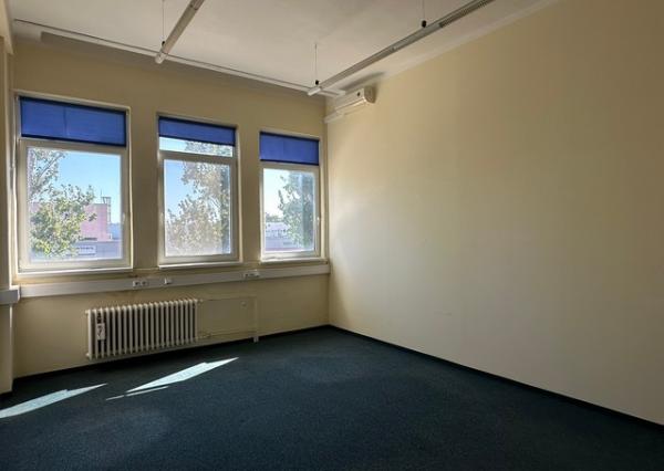 Kancelárske priestory na prenájom – od 15 m², Bojnická ul.