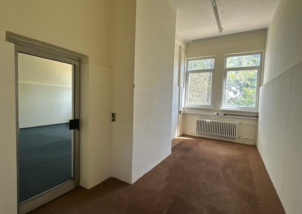 Kancelárske priestory na prenájom – od 15 m², Bojnická ul.