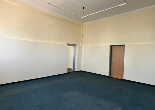 Kancelárske priestory na prenájom – od 15 m², Bojnická ul.