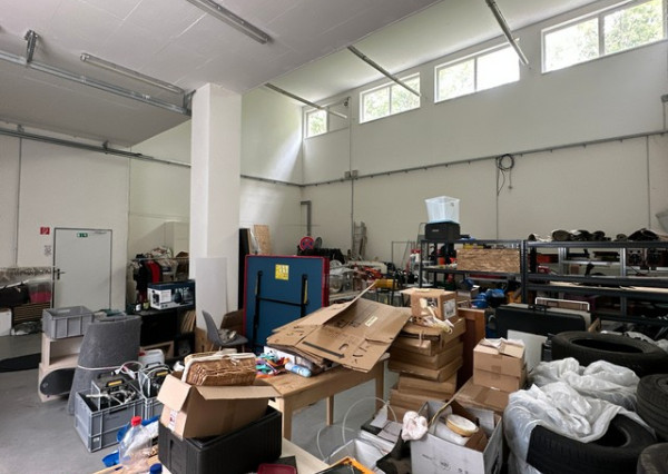 Skladovo-administratívny priestor na prenájom – 177 m², Račianska ul.