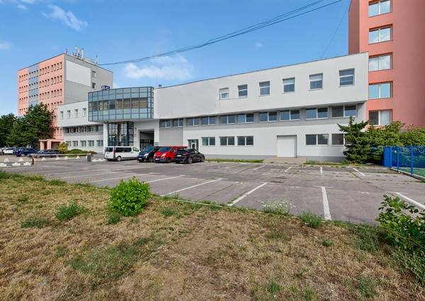 Obchodno-skladový priestor na prenájom - 246 m2, Vajnorská ul.