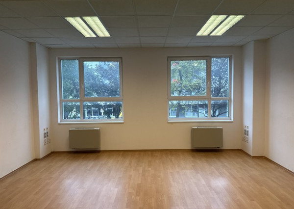 Kancelária na prenájom - od 18 m2, Údernícka ul.