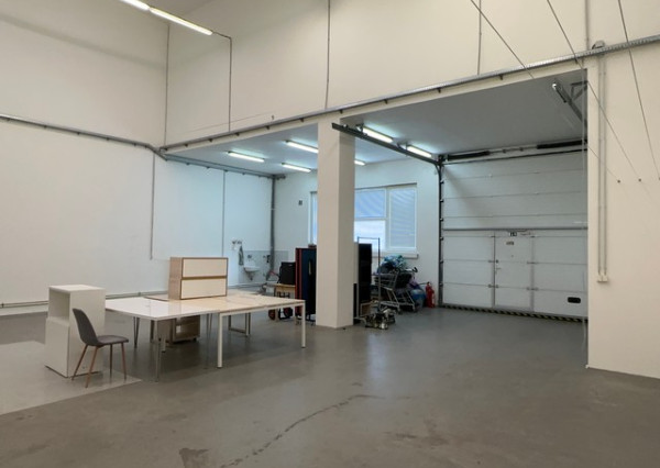 Skladovo-administratívny priestor na prenájom – 177 m², Račianska ul.