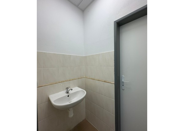 Skladovo-administratívny priestor na prenájom – 177 m², Račianska ul.