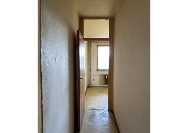 3-izbový byt v pôvodnom stave, lodžia, pivnica - 69 m2, ul. Mamateyova