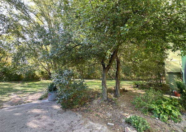 3-izbový byt v pôvodnom stave, lodžia, pivnica - 69 m2, ul. Mamateyova