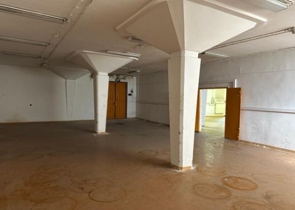 Vykurovaný skladový priestor s vodou - 275 m2, Kukučínova ul.